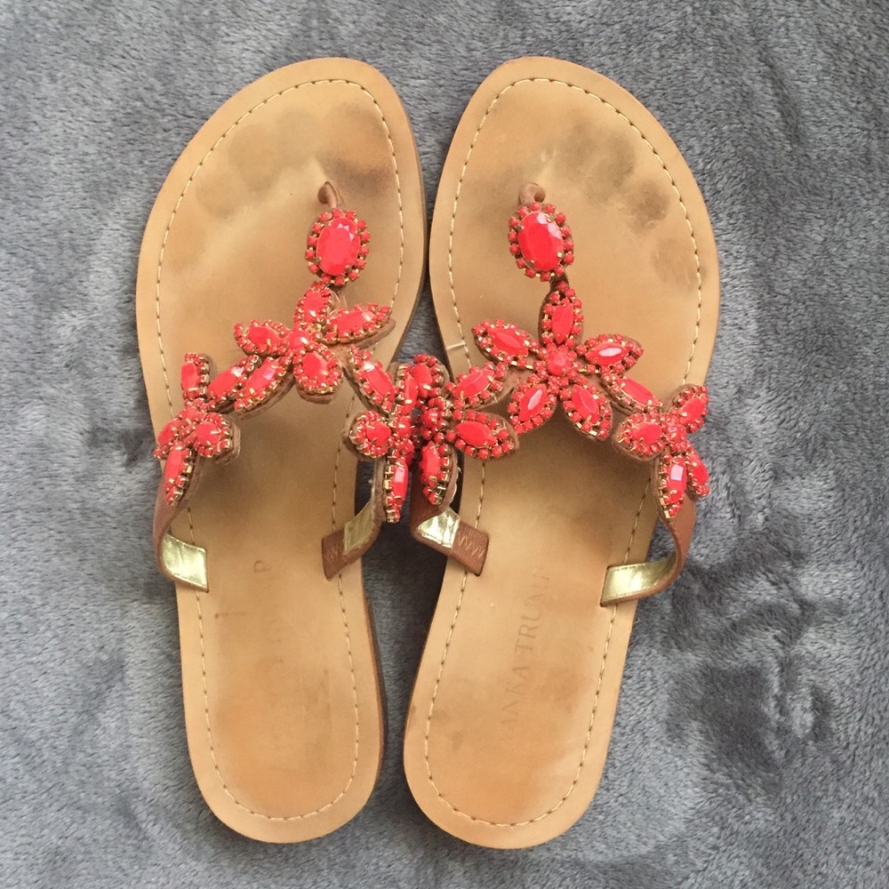 Ivanka Trump Coral Rhinestone Flower Sandals sz 8